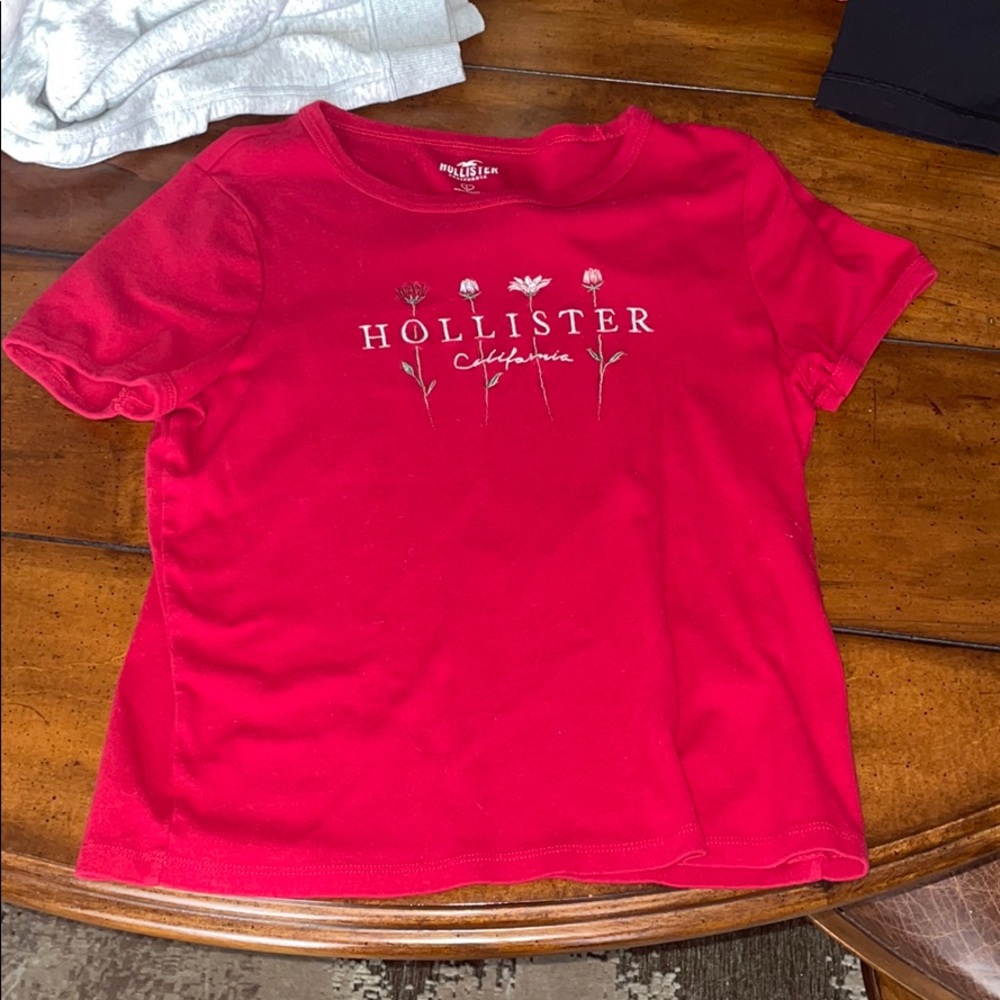 Red “Hollister” T-Shirt size L (fits S-M)